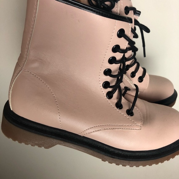Color Block Combat Boots (Pink) - Picture 2 of 8